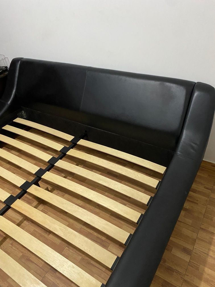 Cama de casal (sem colchão)