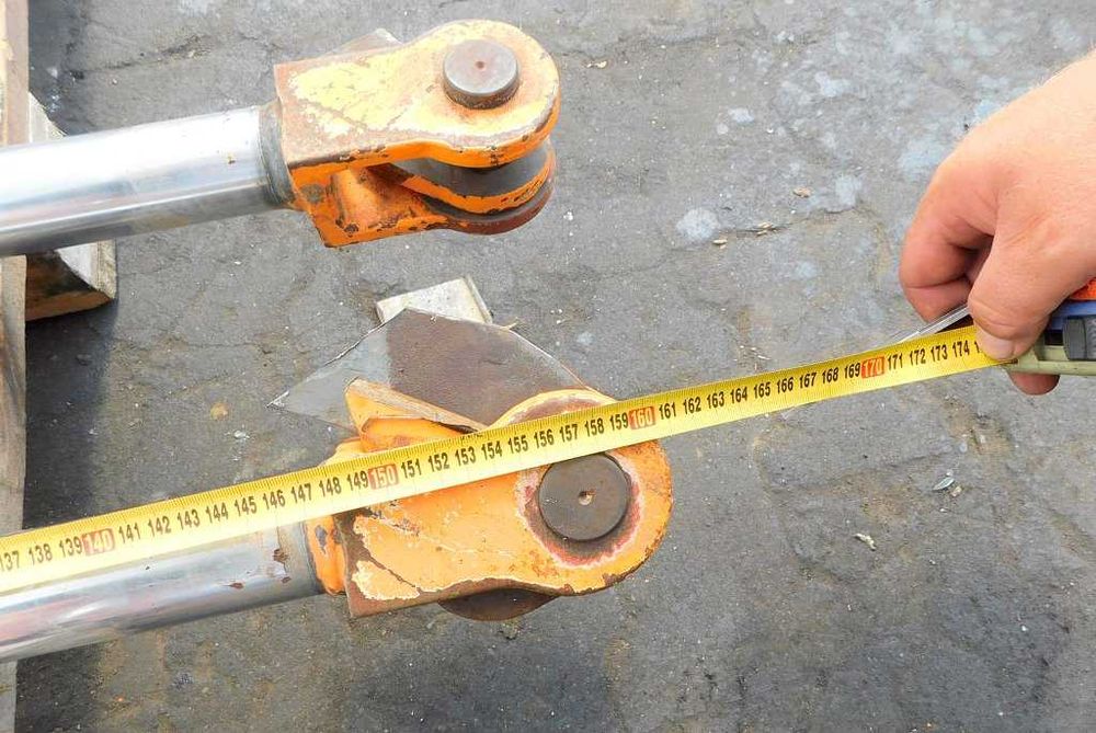 Siłownik Hydrauliczny Dł. 160cm/99cm Skok 61 cm Śmieciarka Dwustronny