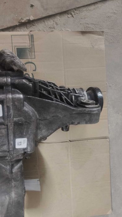 jeep grand cherokee wk2 3.6 , 3,0 reduktor dyfer most przód