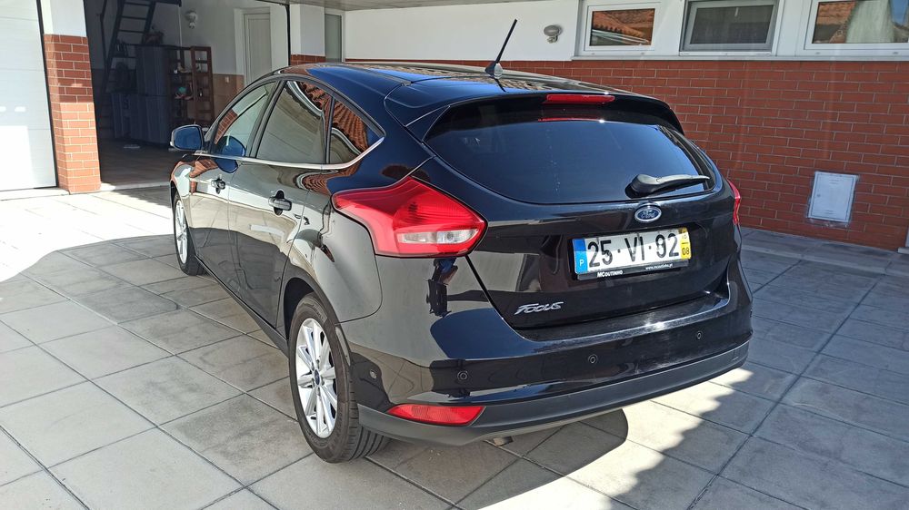 Vendo Ford Focus 1.5 Diesel em muito bom estado.
