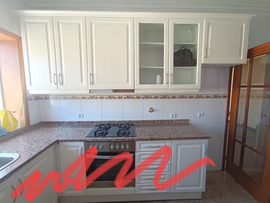 Móveis e Pedras de Cozinha