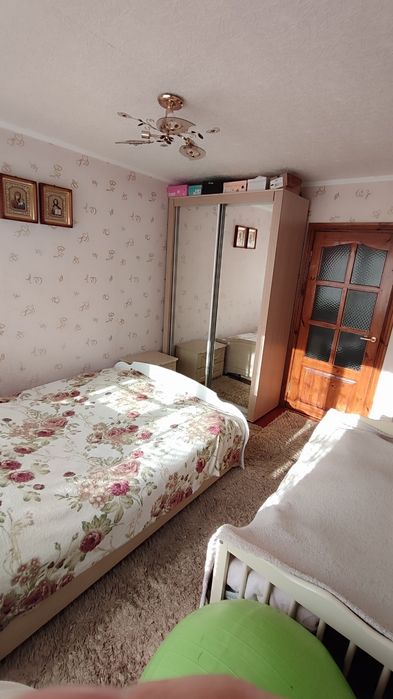 Продаж 3 кім кв з АО В.Петріва (Богунія)