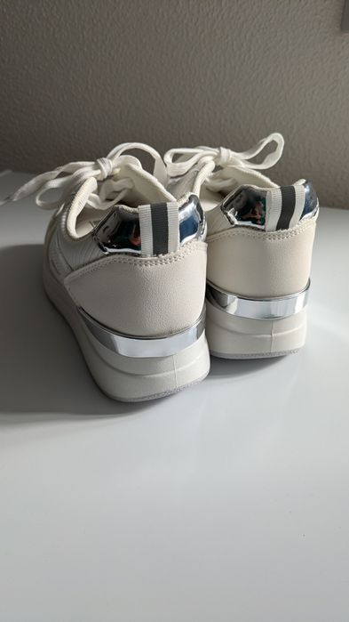 Sapatilhas Seaside 36 (em mãos)