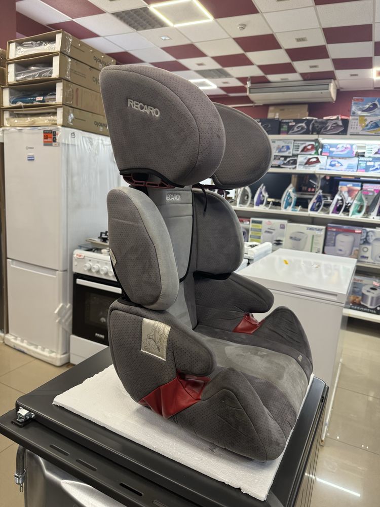 Recaro Milano дитяче автокрісло