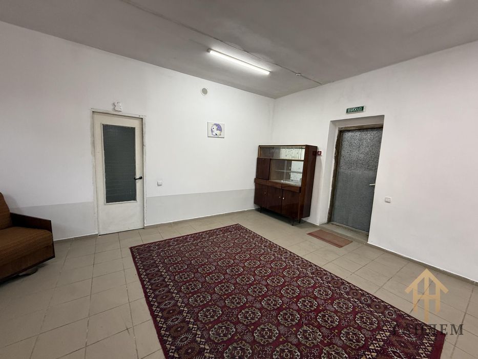 Продаж фасадного приміщення в Смиківцях (біля Тернополя)