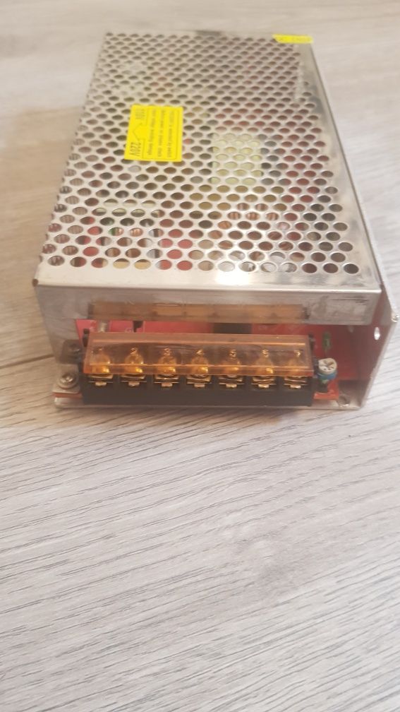 Zasilacz led i taśmy led