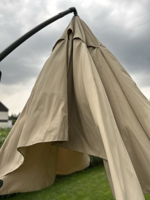 Parasol ogrodowy duży
