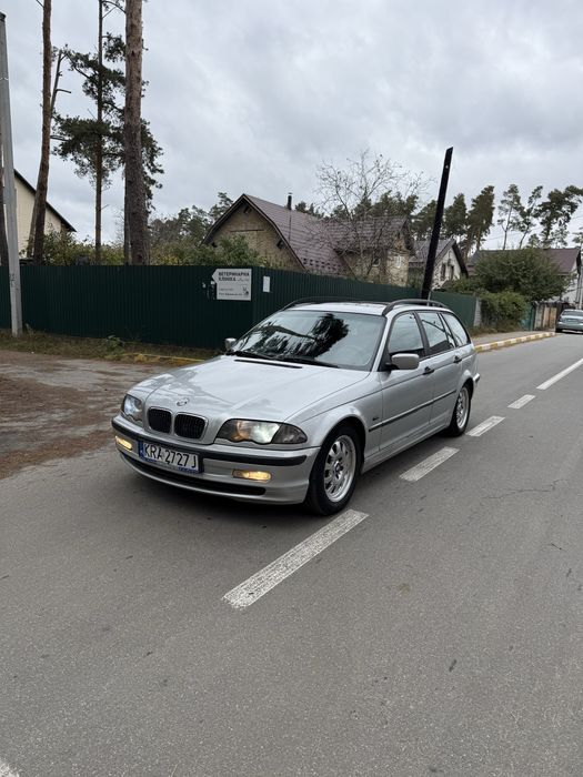 BMW E46 2.0 дизель механика 2000 год