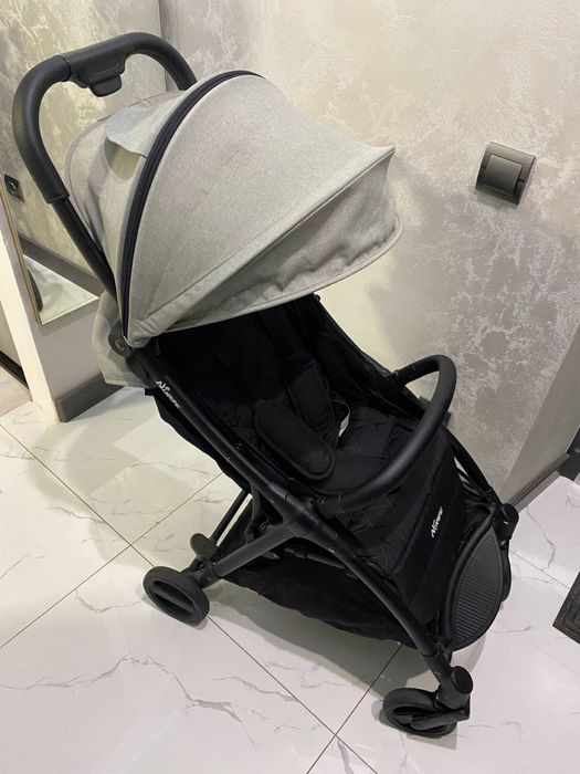 Прогулянкова Коляска Нінос
