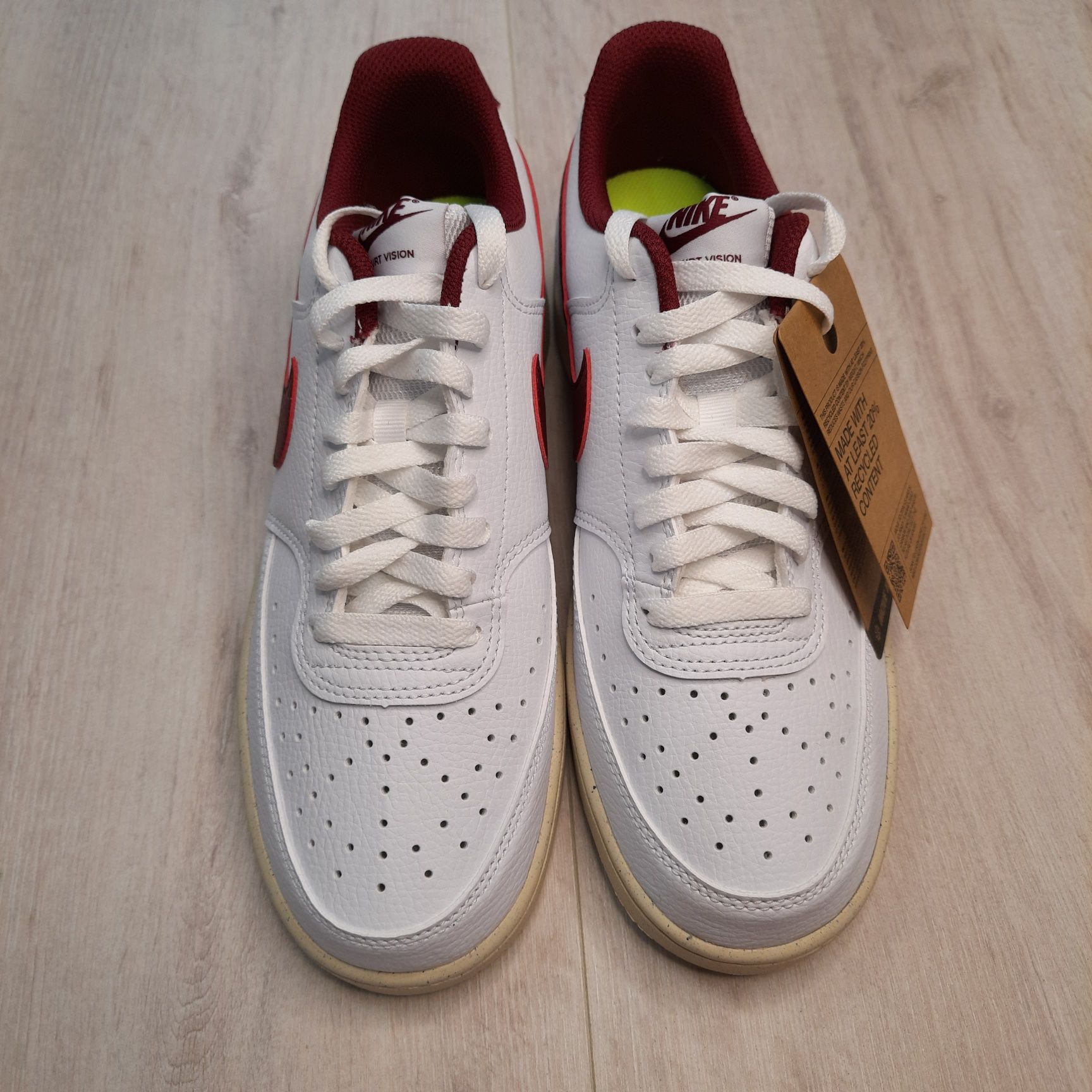 Оригінальні жіночі кросівки Nike COURT VISION LOW NEXT NATURE WHITE DH