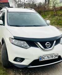 Автомобіль Nissan Rogue 2.5