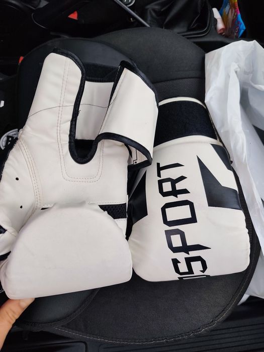 Перчатки для тайского бокса щитки защита