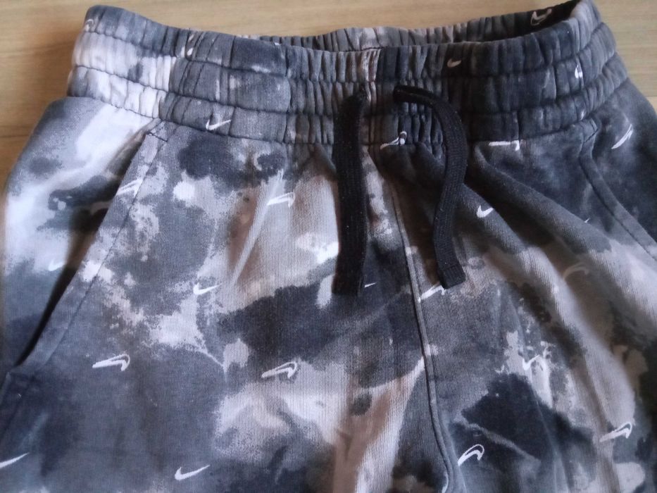 Spodnie dresowe NIKE 147-158