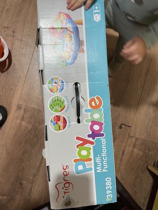 Набір кухонний столик з інвентарем