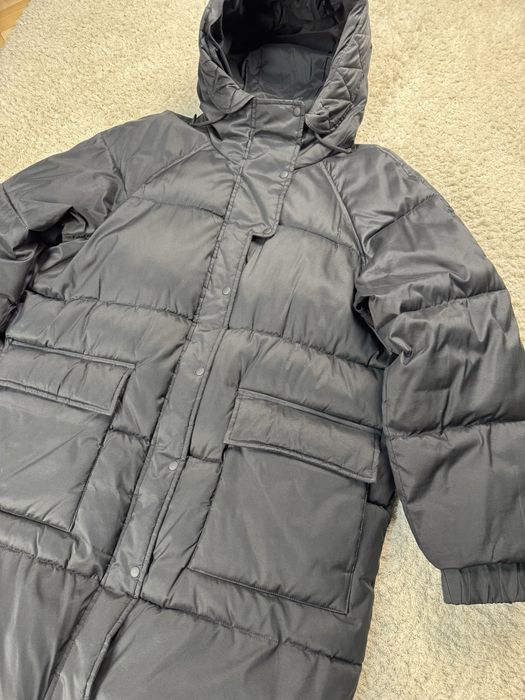 Жіноча стильна тепла довга зимня куртка h&m чорна