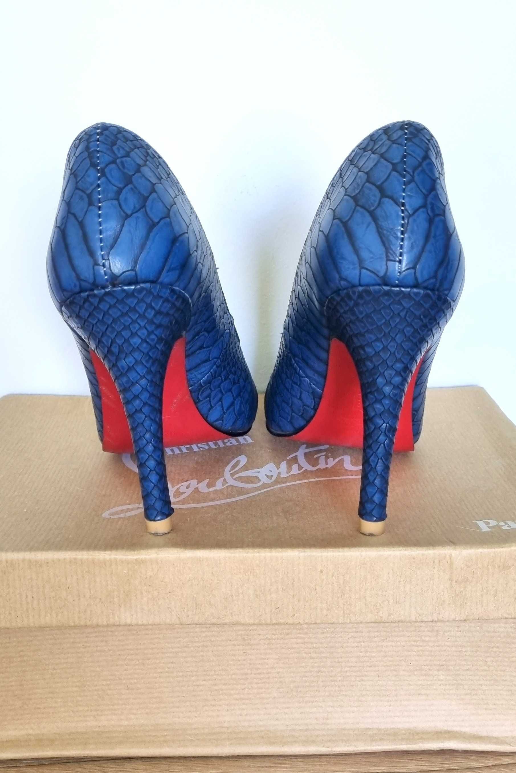 Szpilki Christian LOUBOUTIN - roz. 37