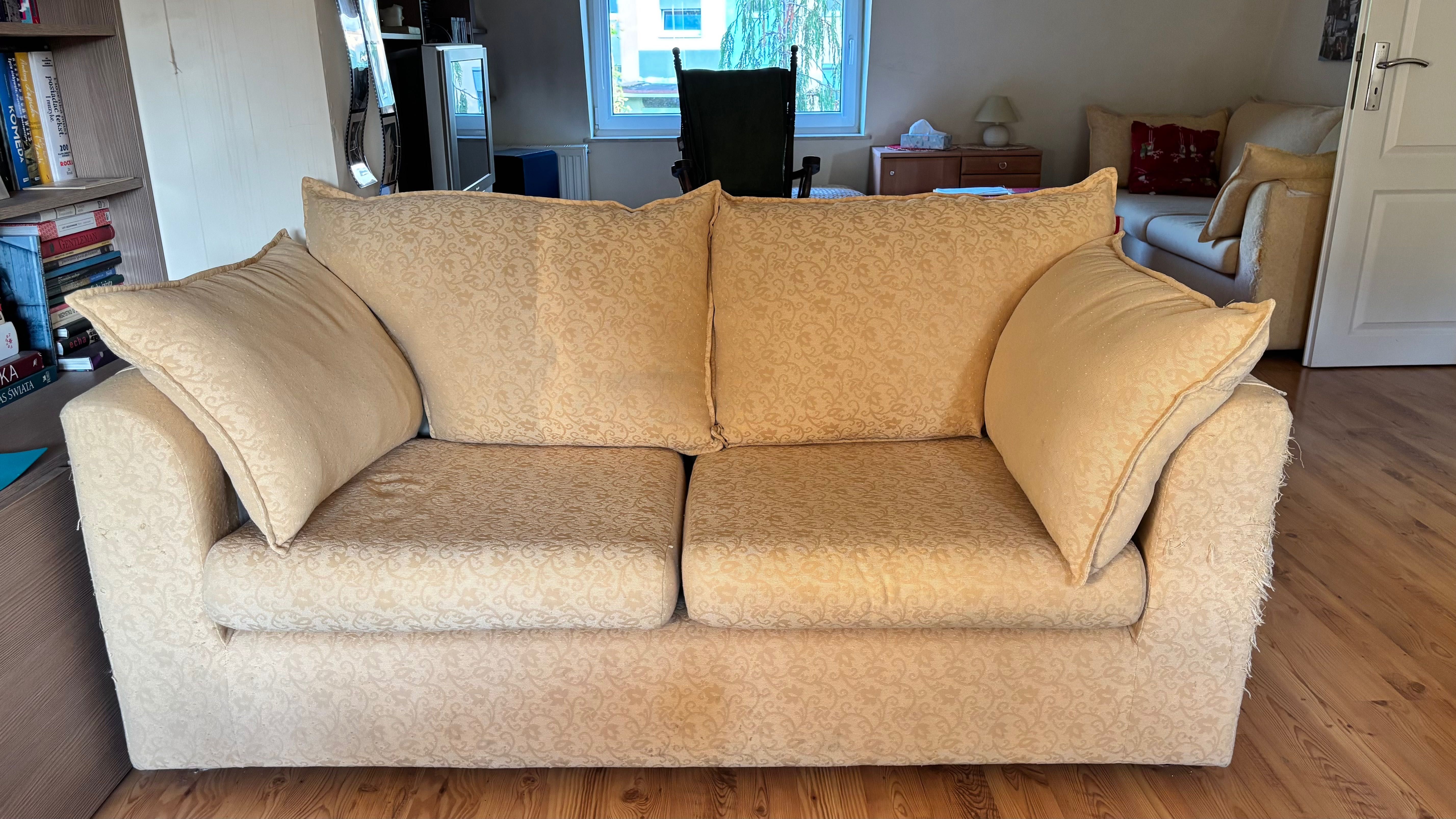 Dwuosobowa sofa do odbioru