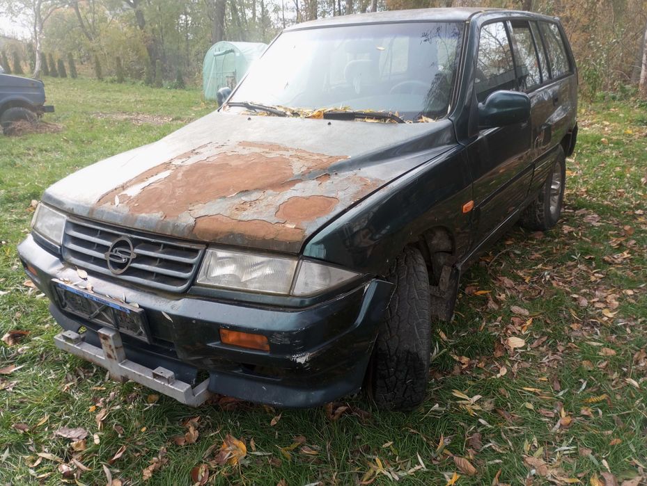 SsangYong Musso 2,9 D silnik mercedes