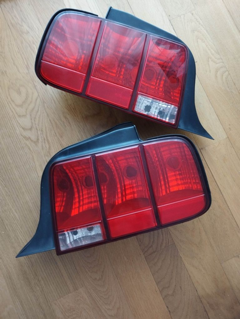 Lampy tył Mustang 05 09