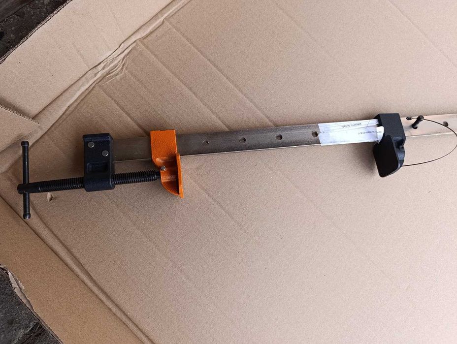 Ścisk stolarski techniczny śrubowy Magnusson długi 1219 mm