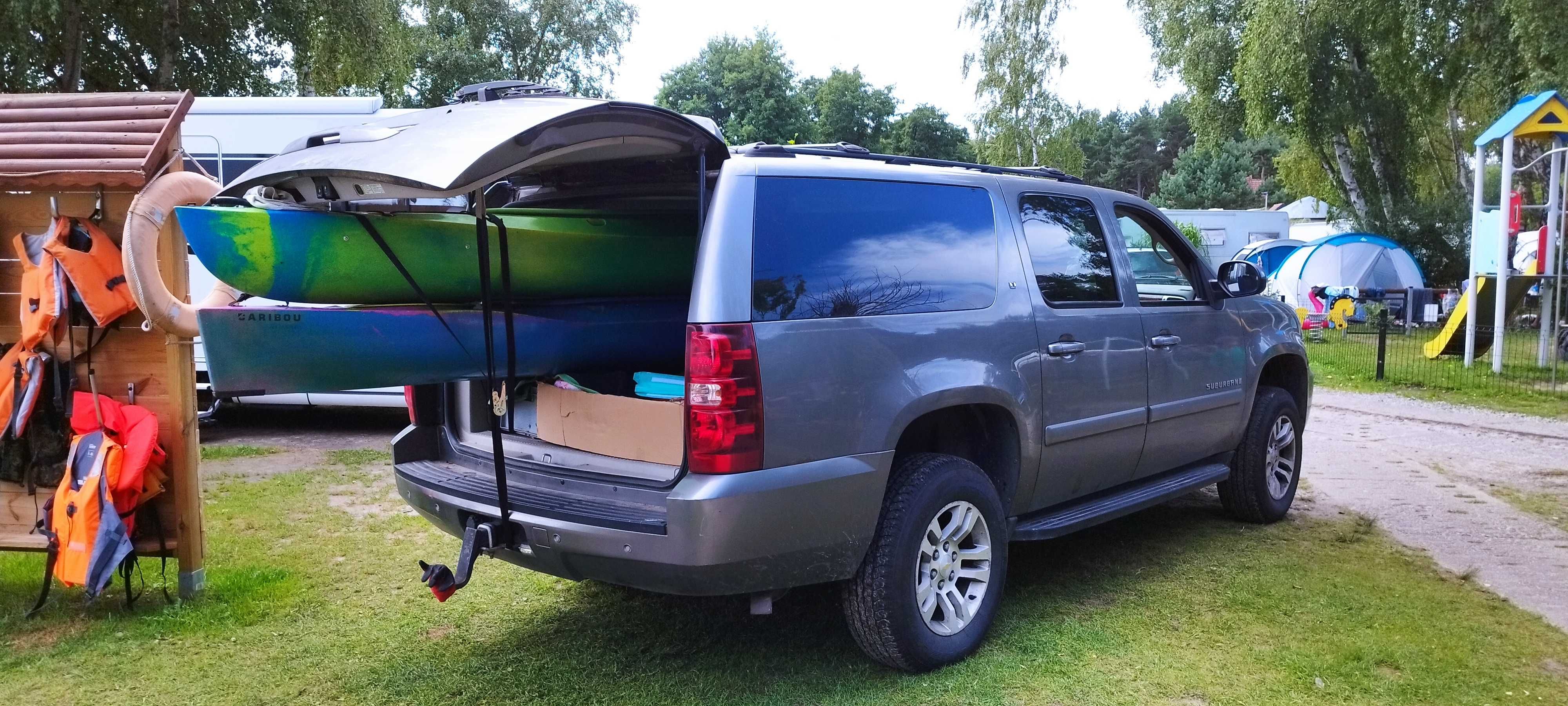 Chevrolet Suburban 5.3v8 4x4 LPG 8 osobowy faktura Vat23%