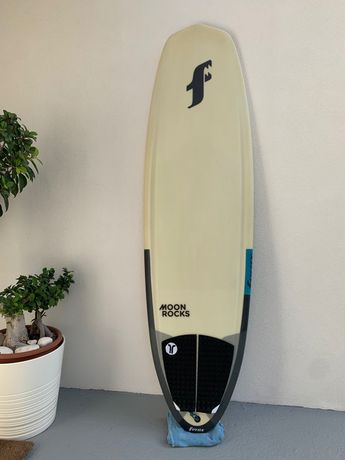 Prancha de Surf Ferox Surfboards Modelo: Flecha 5´9 EPS Epoxy.