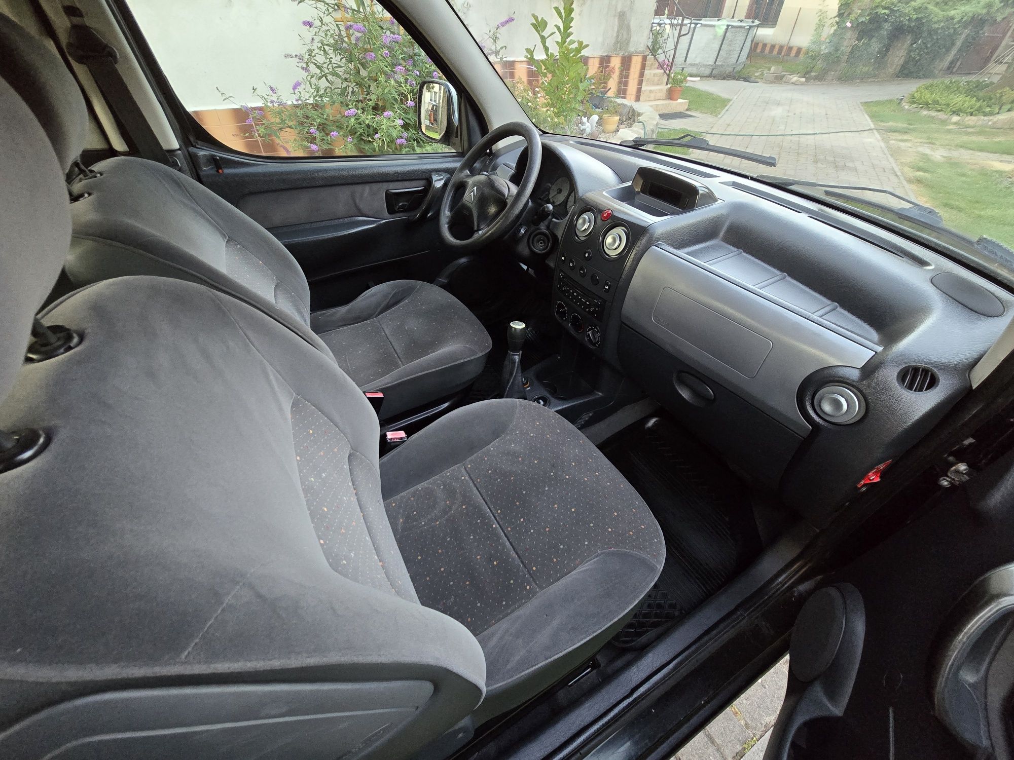 Citroen Berlingo 1.6hdi 90km  bez dpf i dwumasy/Tempomat /Hak
