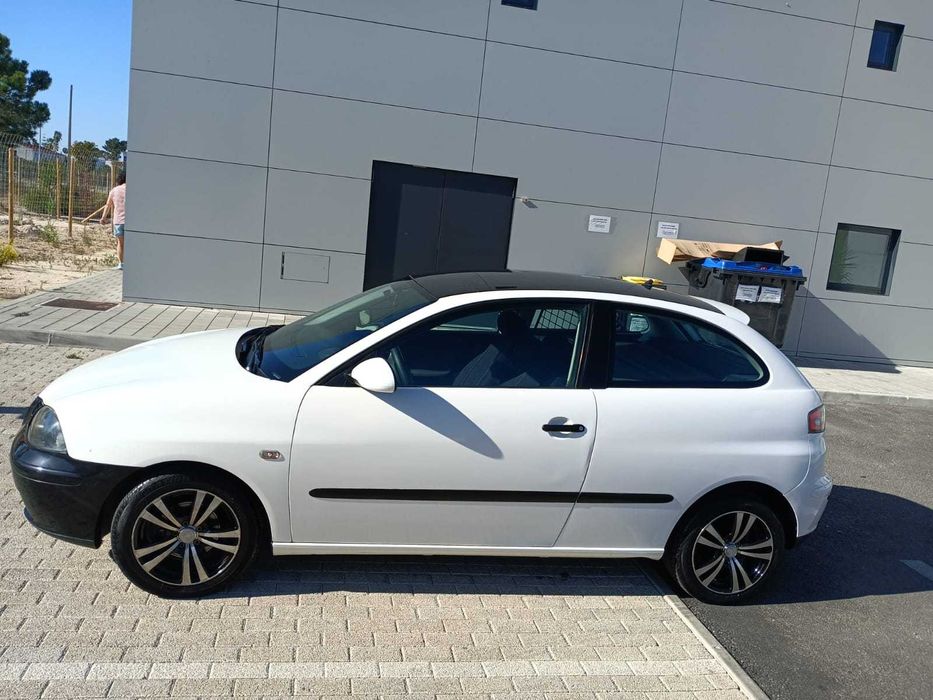 SEAT IBIZA COMERCIAL 1.4 TDI 2005 IVA DEDUTÍVEL