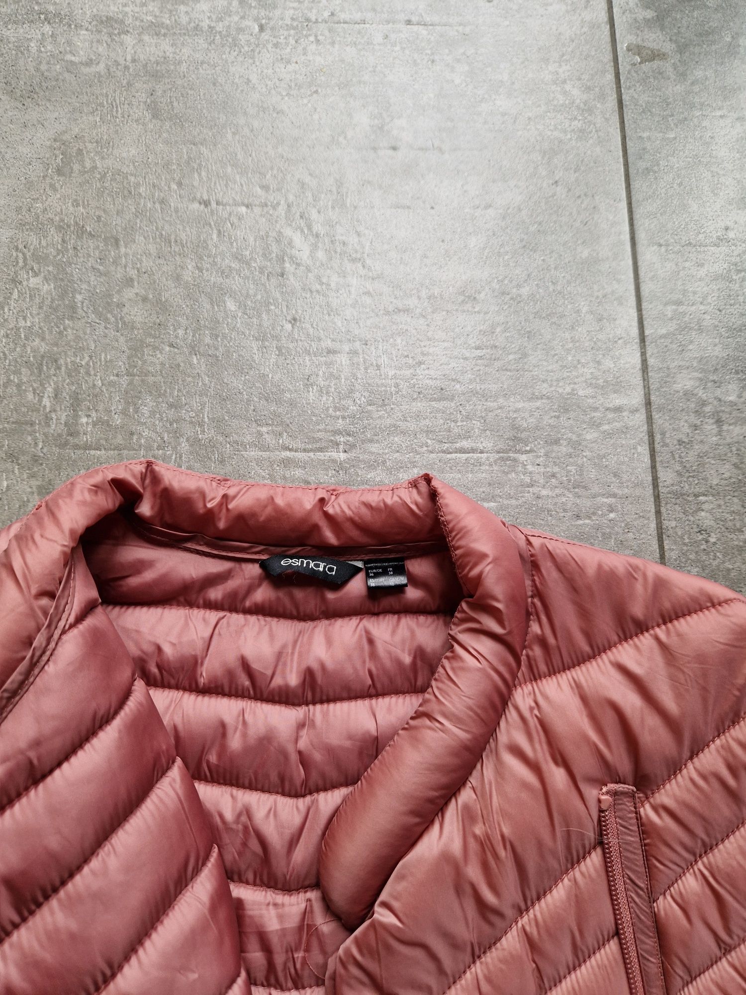 Pikowana kurtka firmy Esmara