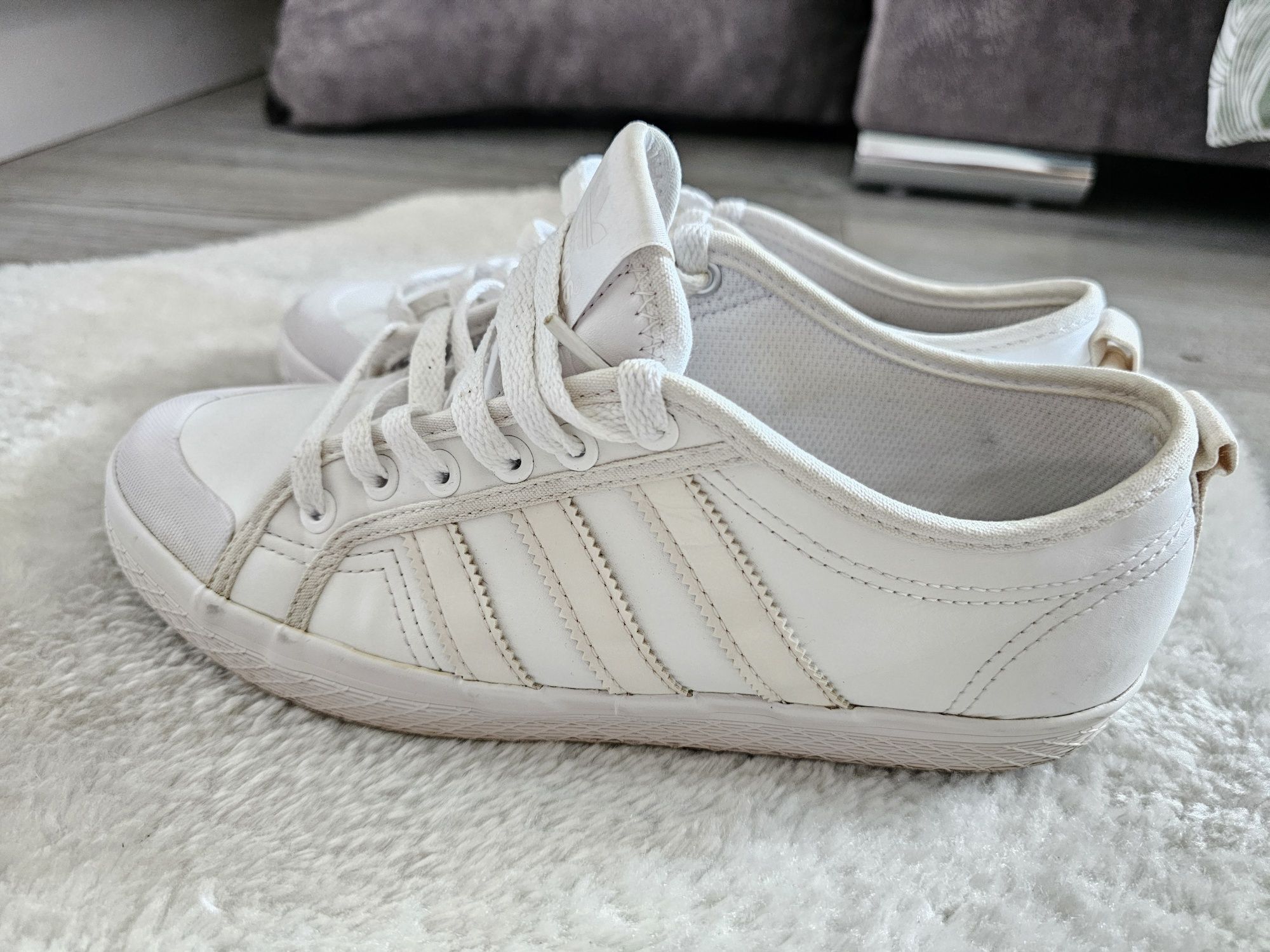 Buty Trampki Adidas Honey LO Rozmiar 40 Białe skórzane Tenisiówki