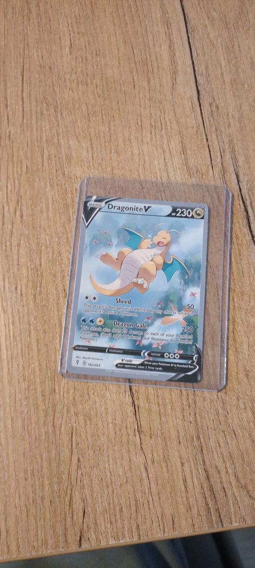 Karty kolekcjonerskie pokemon