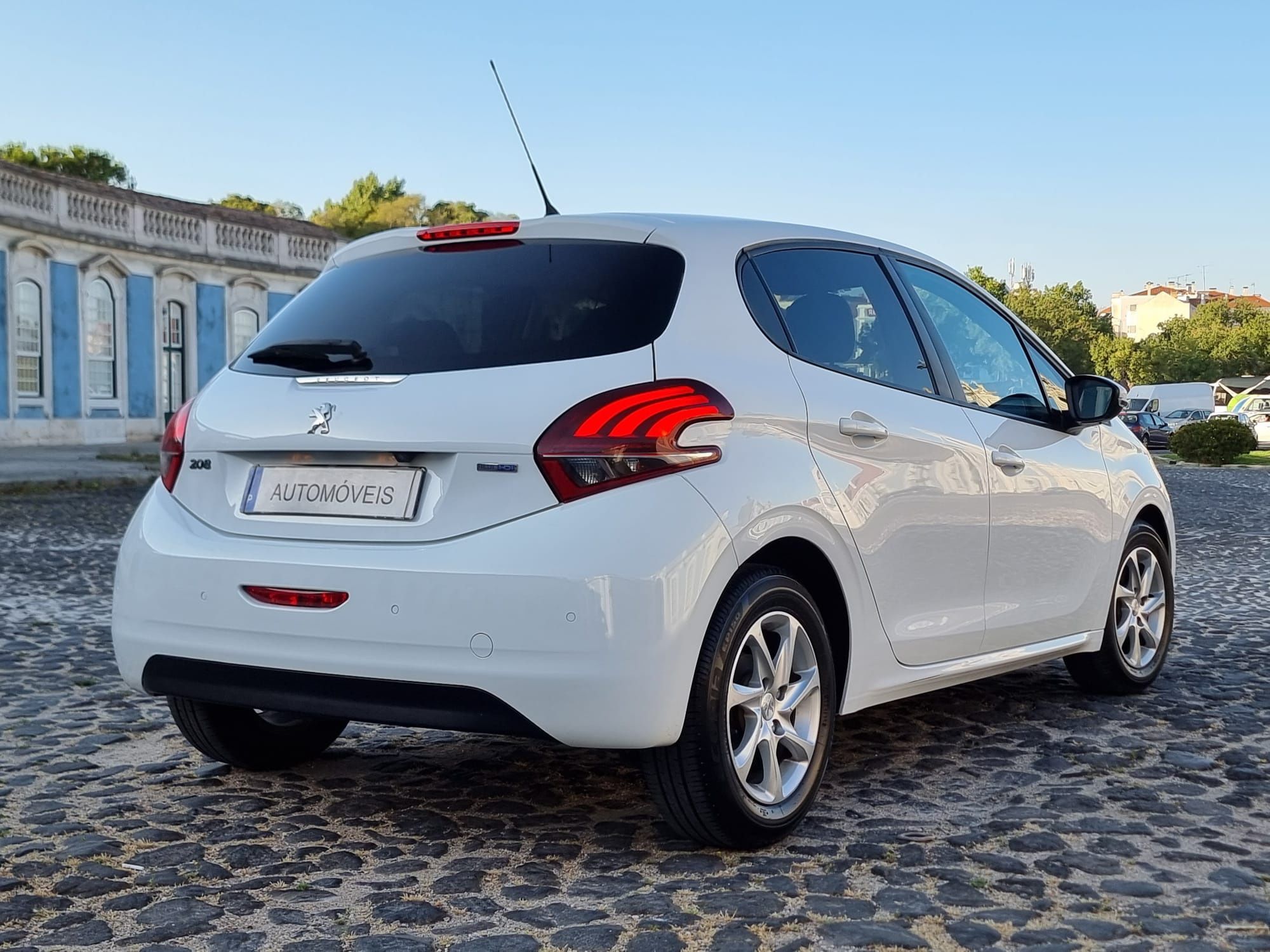 208 1.6 hdi Nacional 146 mil km