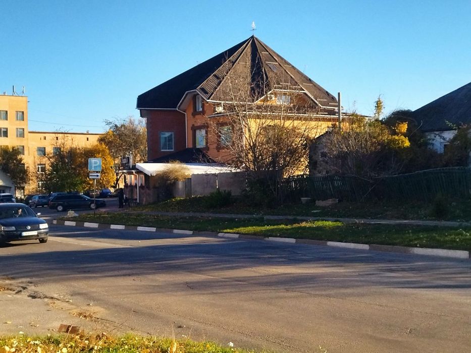 Wykonanie dachy, drewnianych schodów