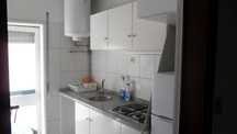 apartamento t1+1 na rua Antero de Quental junto à Constituição,