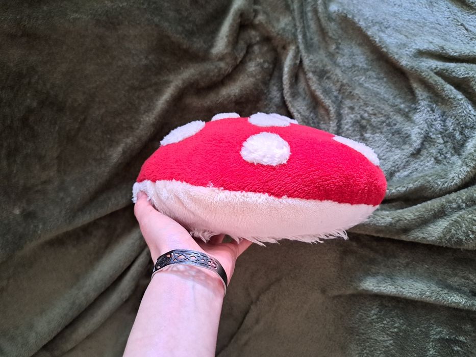 Poduszka muchomor grzyb czerwona diy