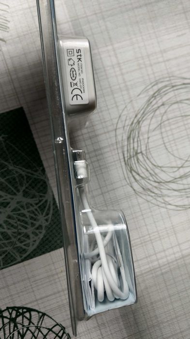 Stacja dokująca z przewodem do iPhone 4, 4s