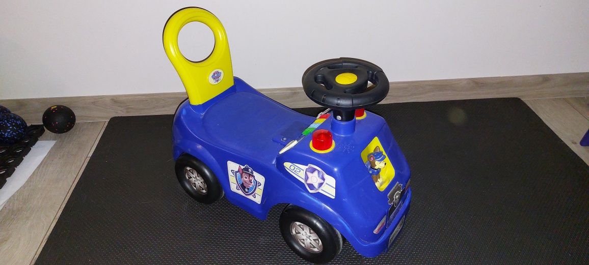 Jeździk autko dla dziecka