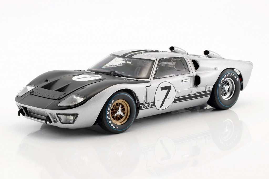 1:18 Shelby Collectibles Ford GT40 Mk II #7 24h LeMans 1966 Hill/Muir