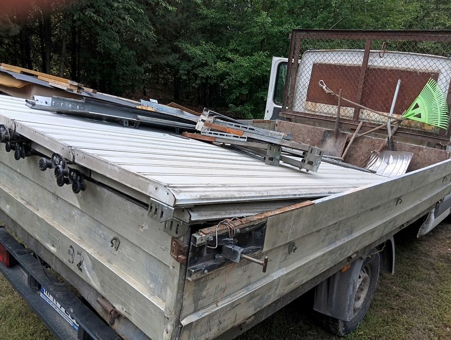 Brama podnoszona do garażu 2 sztuki 1400zl!