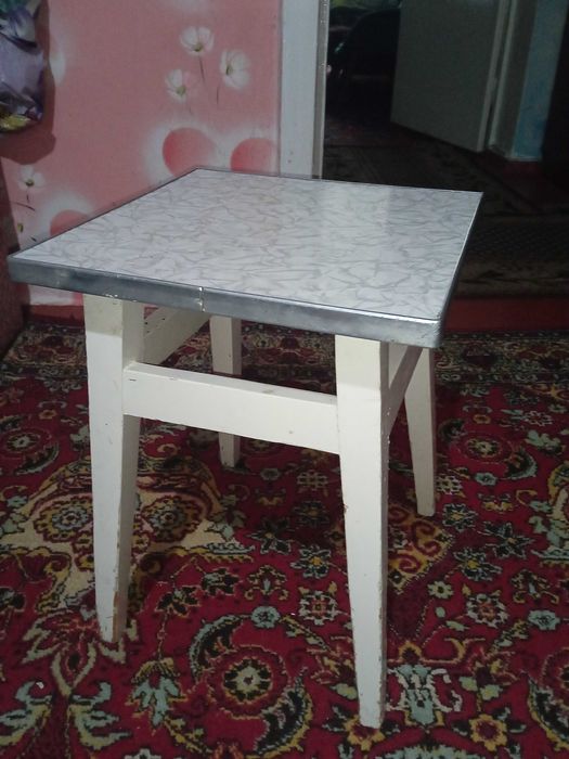 кухонні табуретки