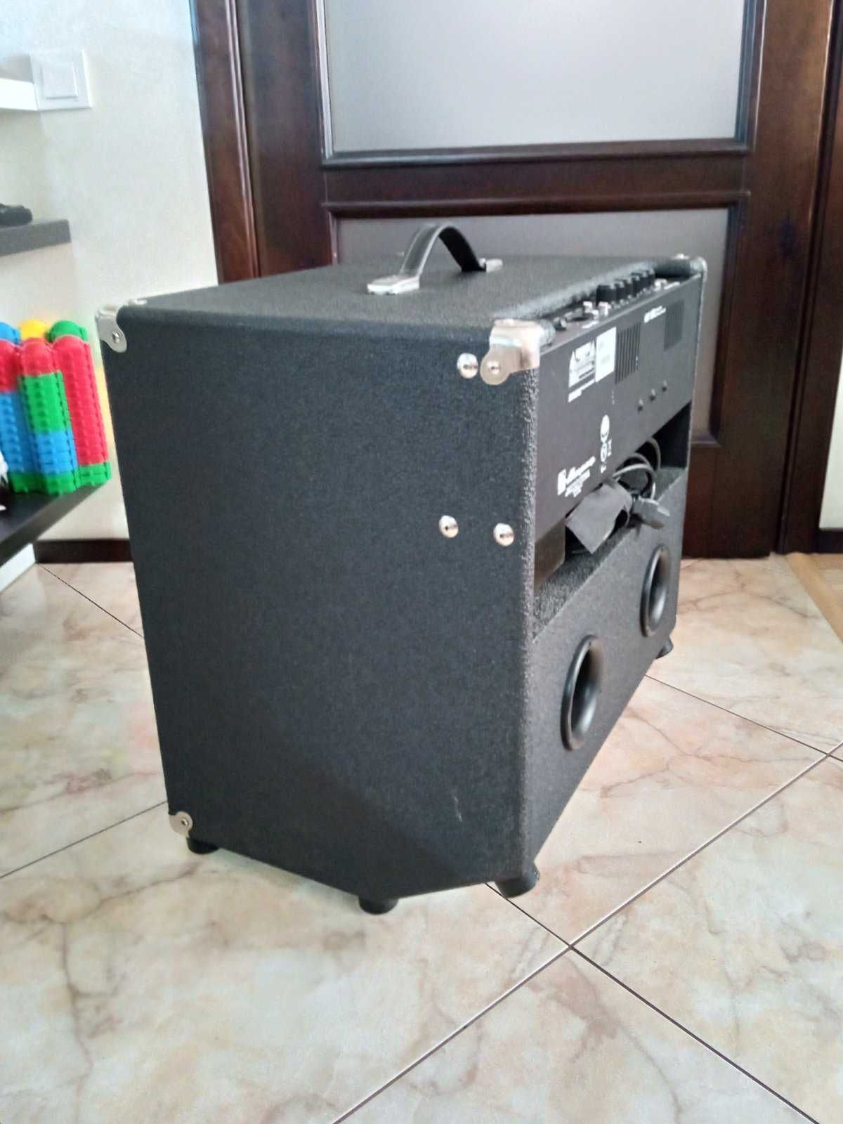 Басовий комбік AMPEG BA115