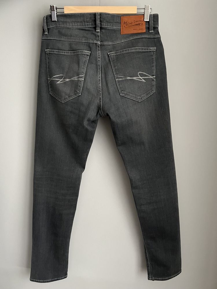 Spodnie jeansowe męskie Pierre Cardin w rozmiarze 40
