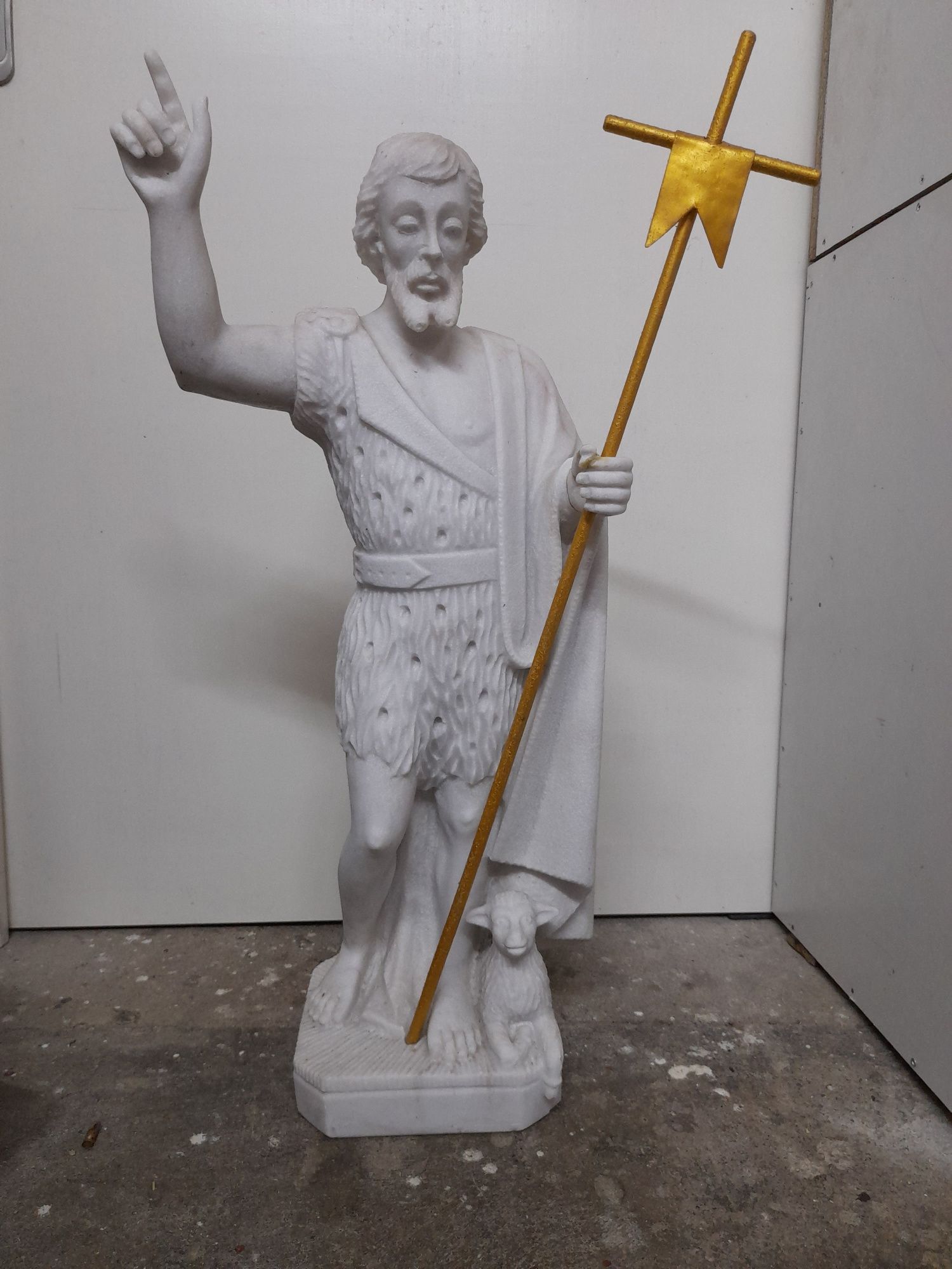 Escultura S. João (mármore)