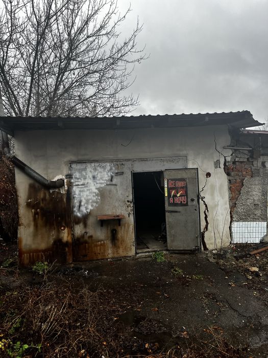 продам Гараж Метро