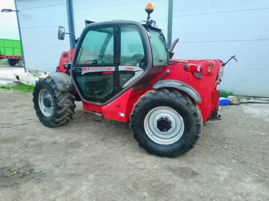 Manitou 735 120 lsu ładowarka teleskopowa. JCB
