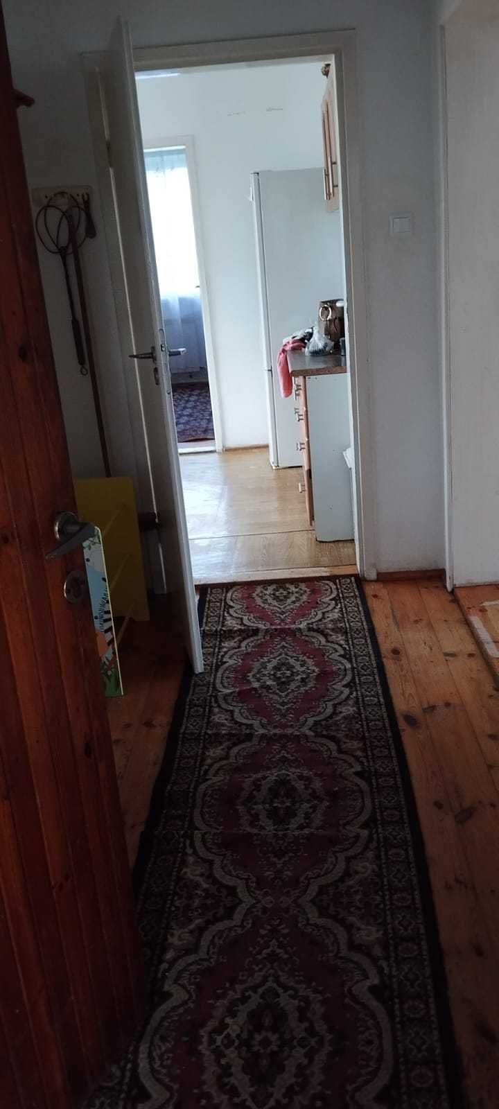 Do wynajecia dom wolno stojący wraz z ogrodem i garażem