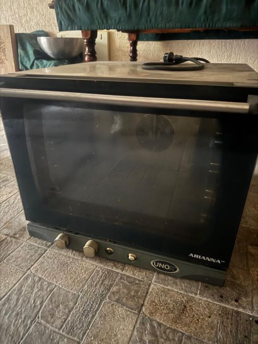 пароконвектомат Unox Arianna XFT 133 в гарному стані