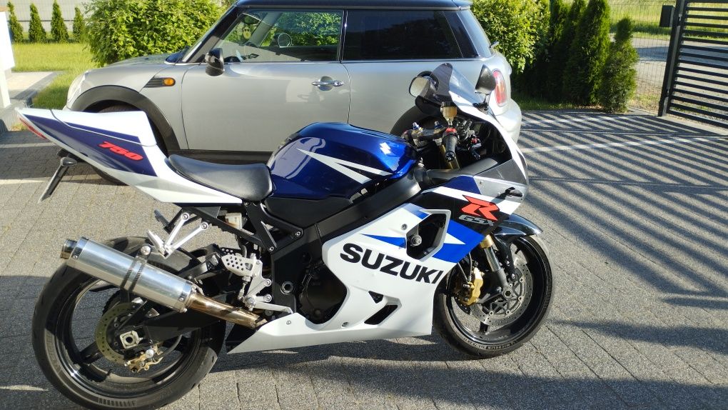 Suzuki GSX-R 750 k4