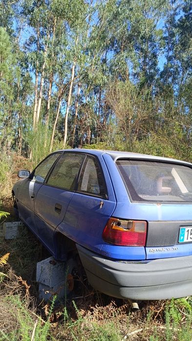 Opel Astra 1.7 TD para peças