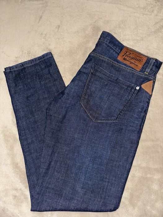 Базові джинси у трендовому кольорі